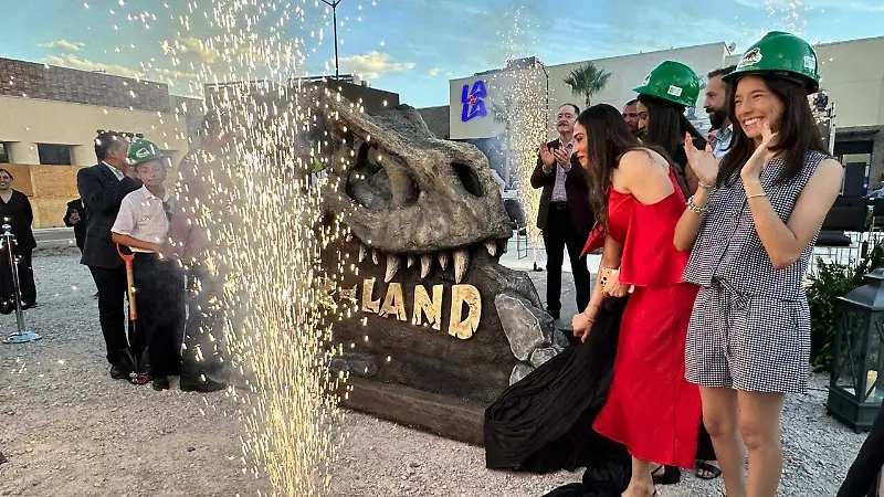 Rex Land Laguna | Colocan primera piedra